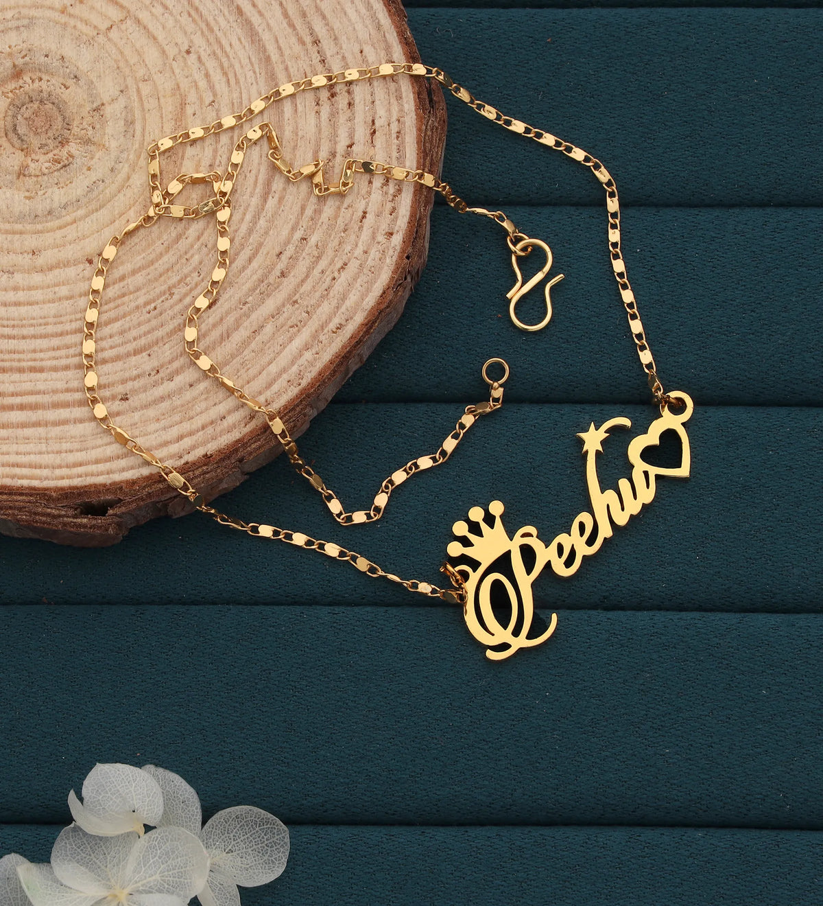 Queen Heart Name Necklace